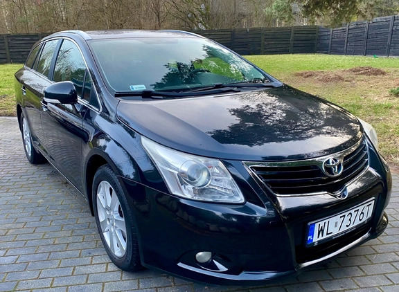 samochody osobowe Toyota Avensis cena 33500 przebieg: 219000, rok produkcji 2011 z Warszawa